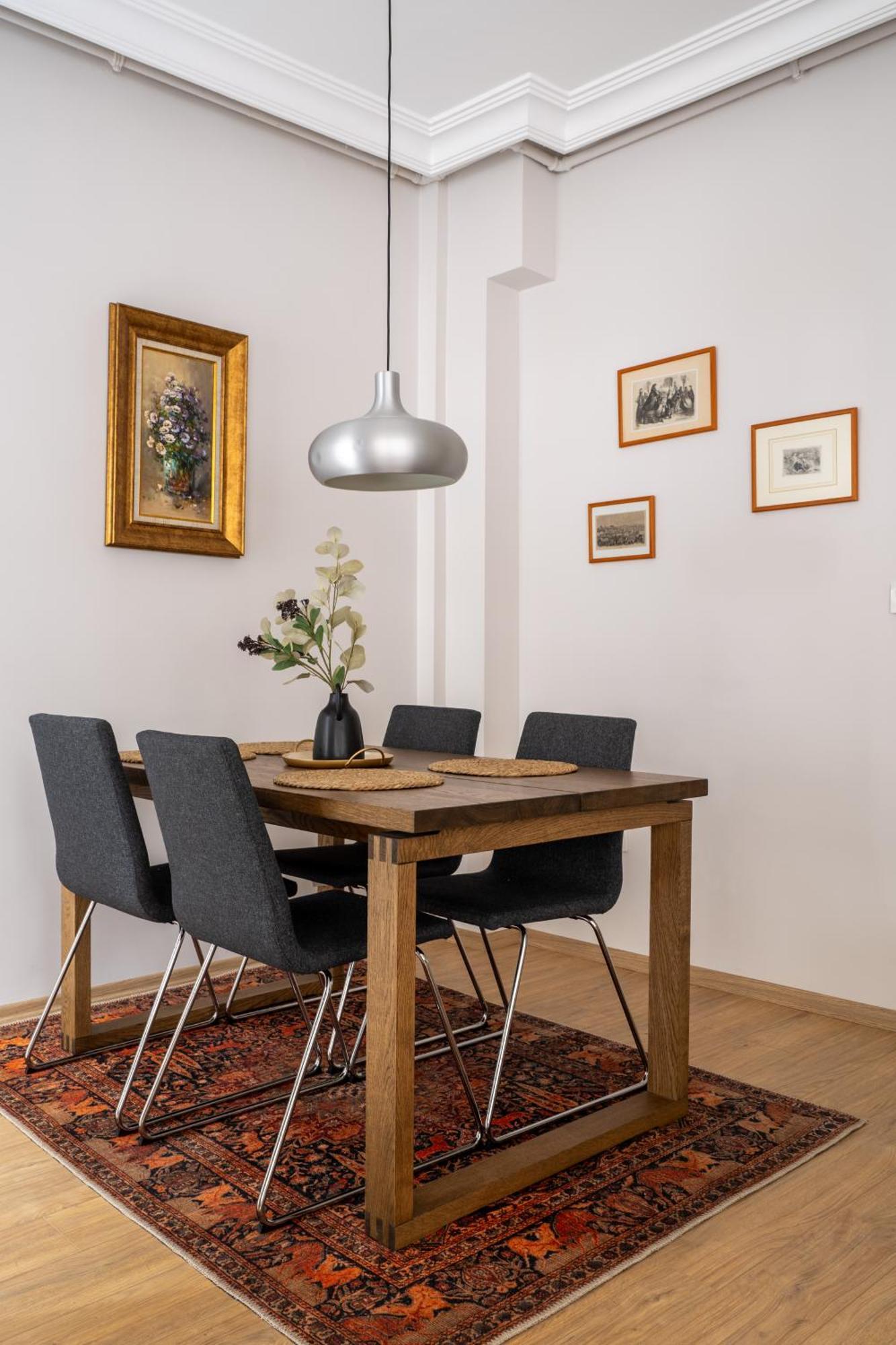 Your Oasis In Lively Moda, Near Sea Apartment