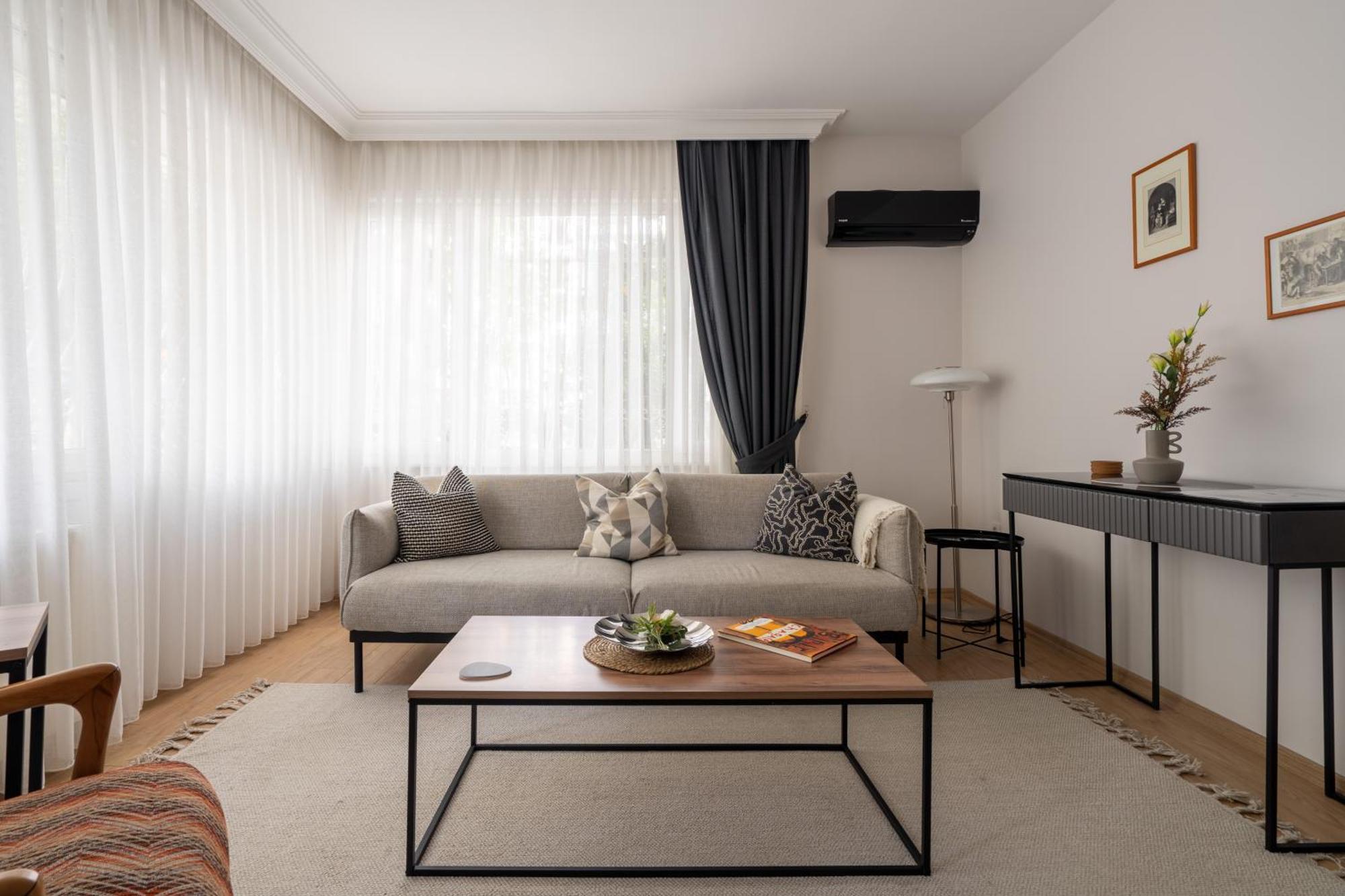 Your Oasis In Lively Moda, Near Sea * Istanbul